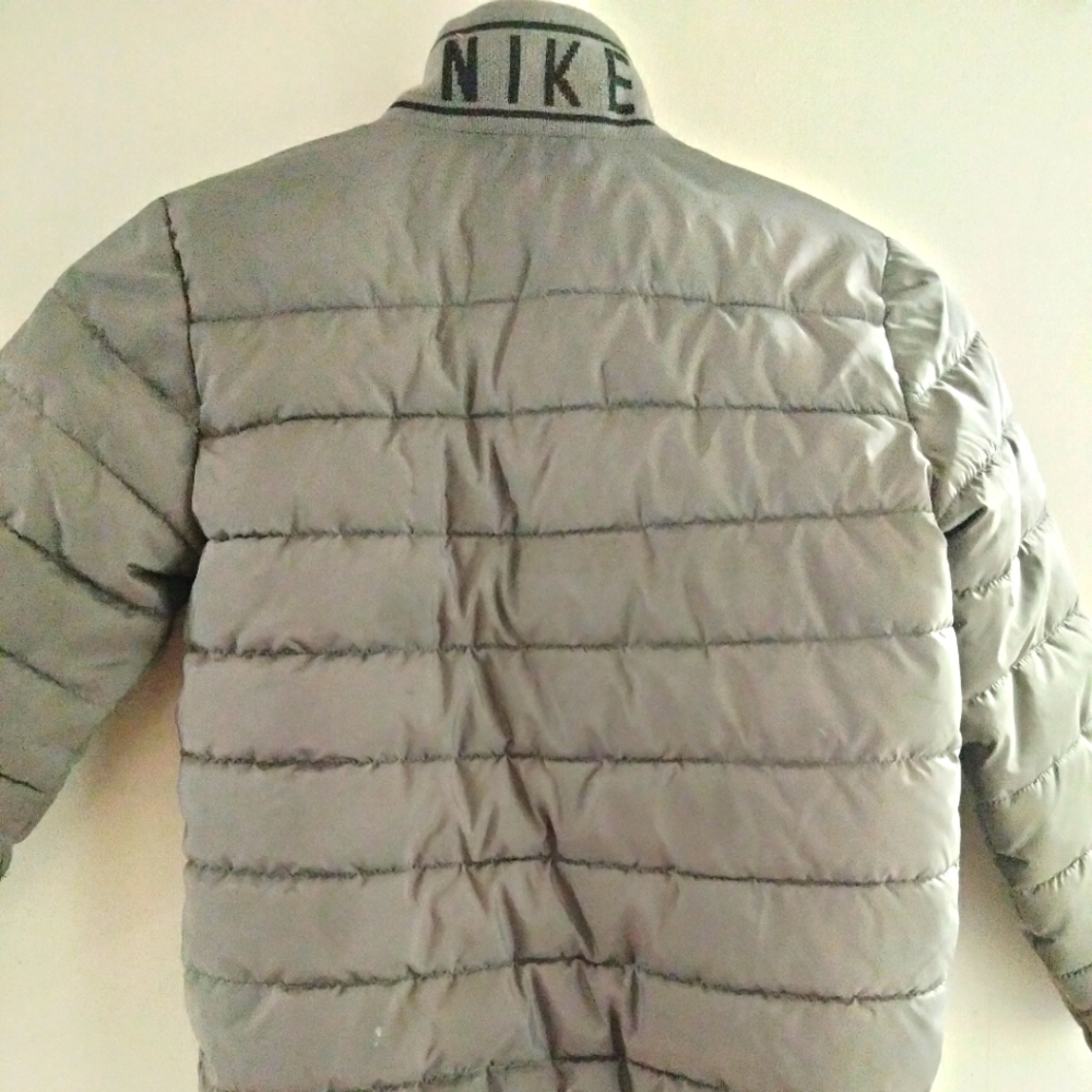 Nike Jacket - Picture 3 of 6